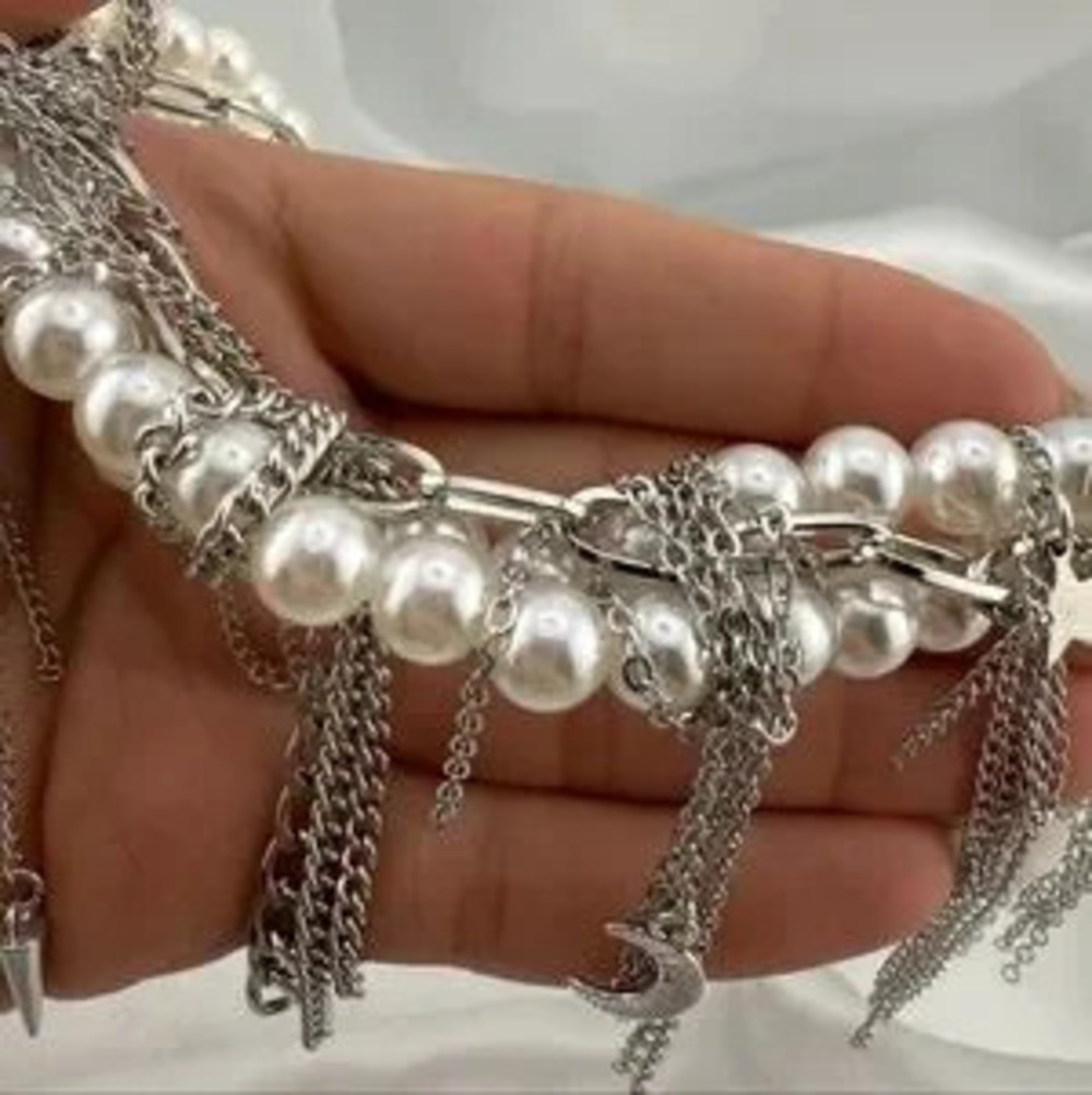 New Zara Elegant Silver and White Pearl Necklace